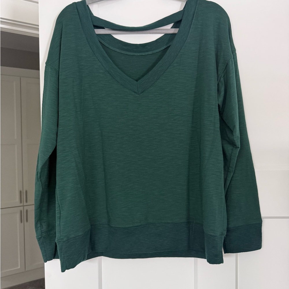 Elegant Forest Green V-Neck Sweatshirt